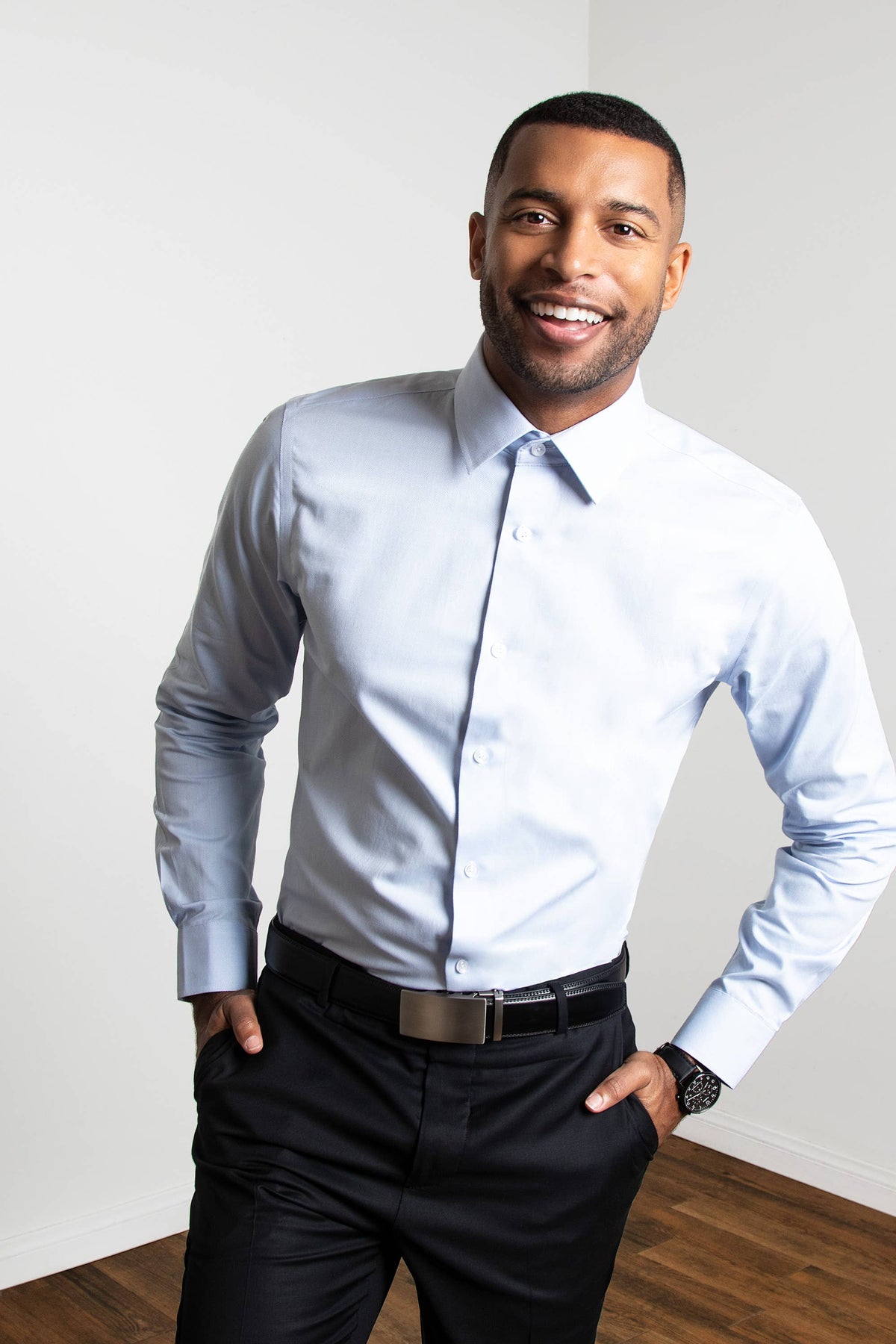 Elijah Slim Fit Light Blue Dress Shirt by Alynn